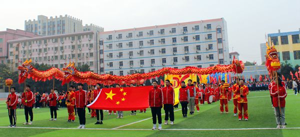 南昌現(xiàn)代外國(guó)語(yǔ)學(xué)校第22屆運(yùn)動(dòng)會(huì)剪影（十八）